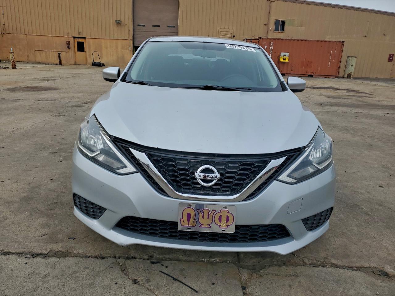 2016 Nissan Sentra S - Image 5