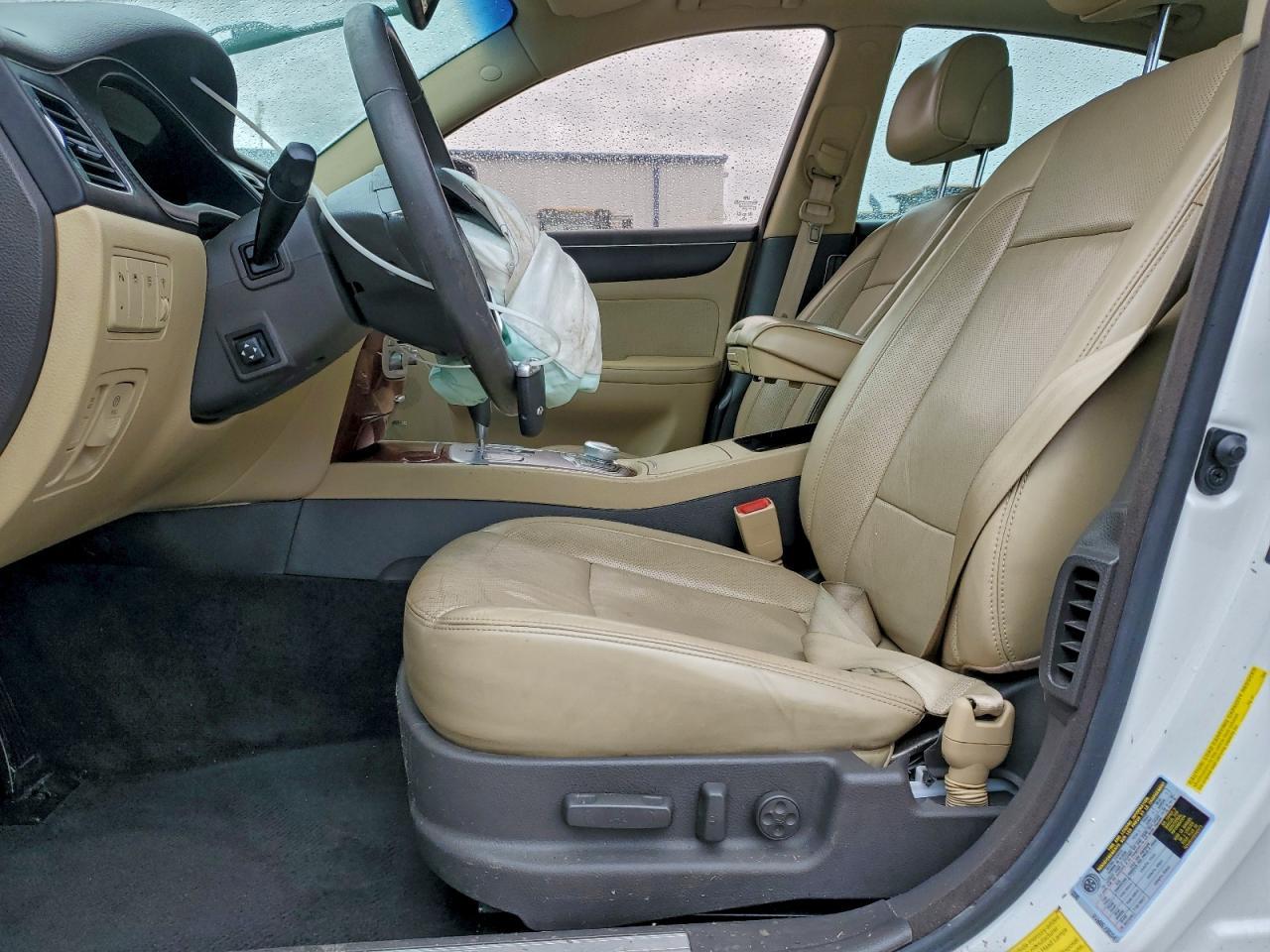 2013 Hyundai Genesis 3.8L - Image 7