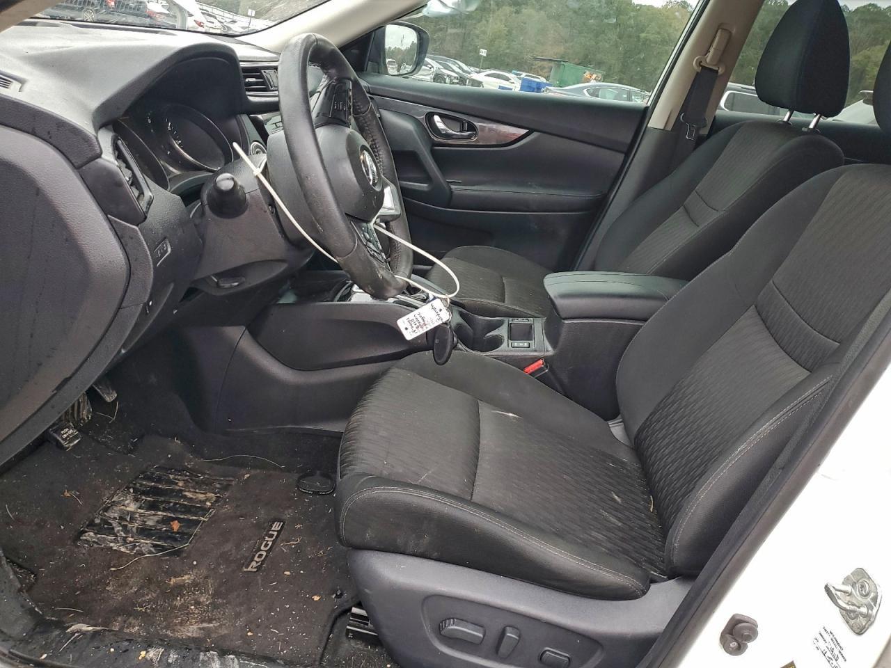 2019 Nissan Rogue S - Image 7