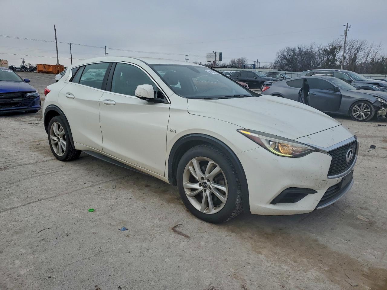 2017 Infiniti Qx30 Base - Фото 4