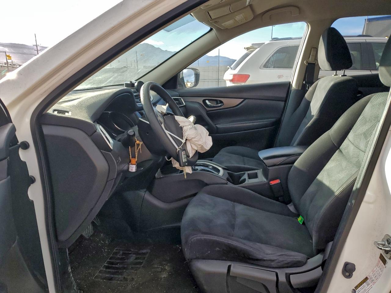 2016 Nissan Rogue S - Image 7