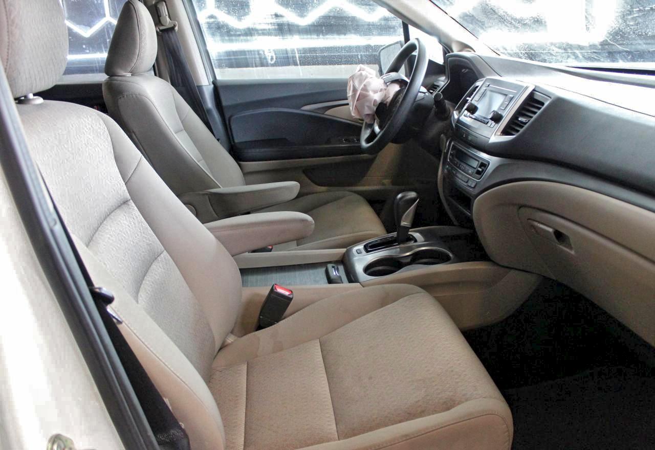 2017 Honda Ridgeline Rts - Image 5