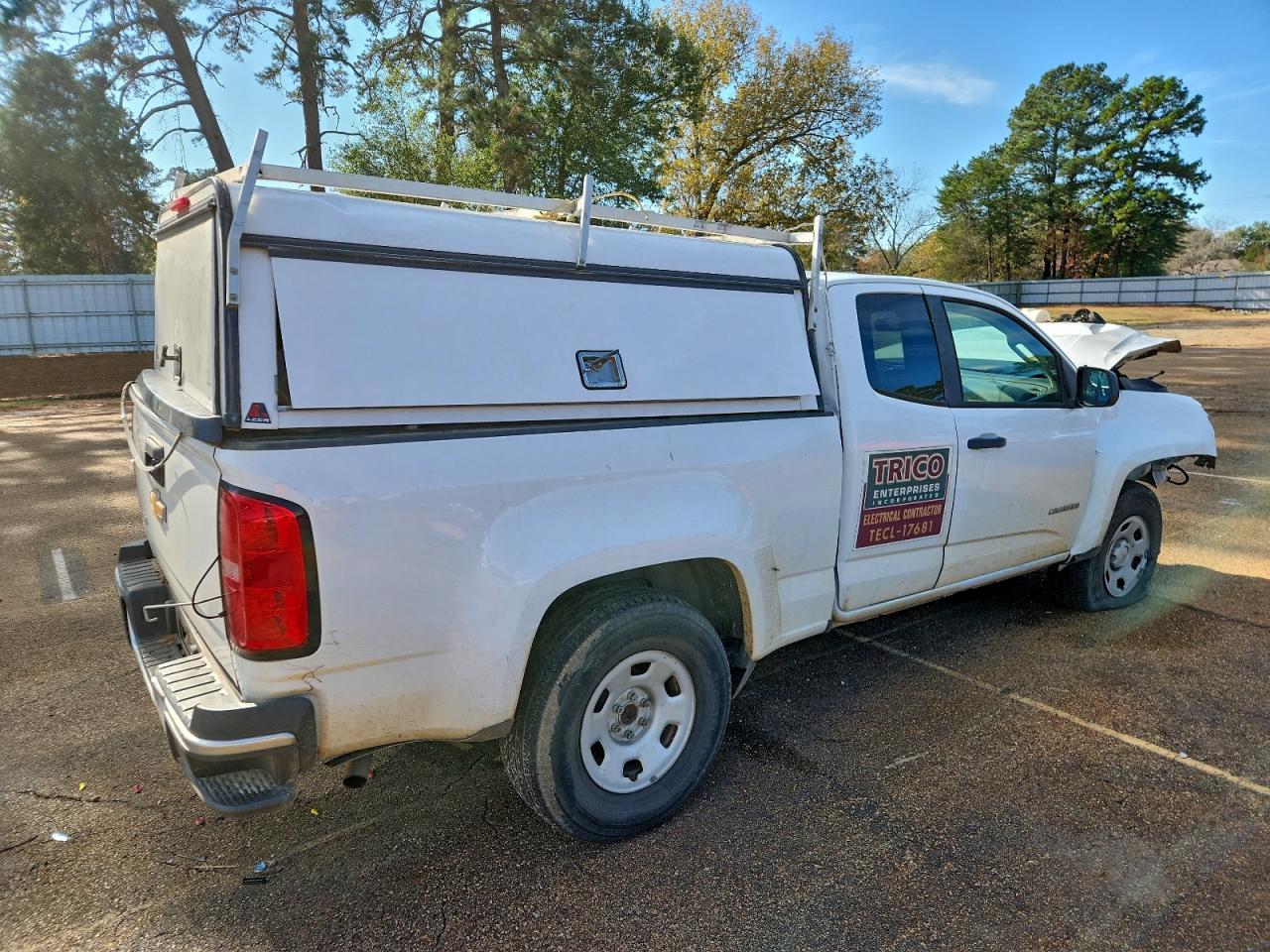 2016 Chevrolet Colorado - Image 3