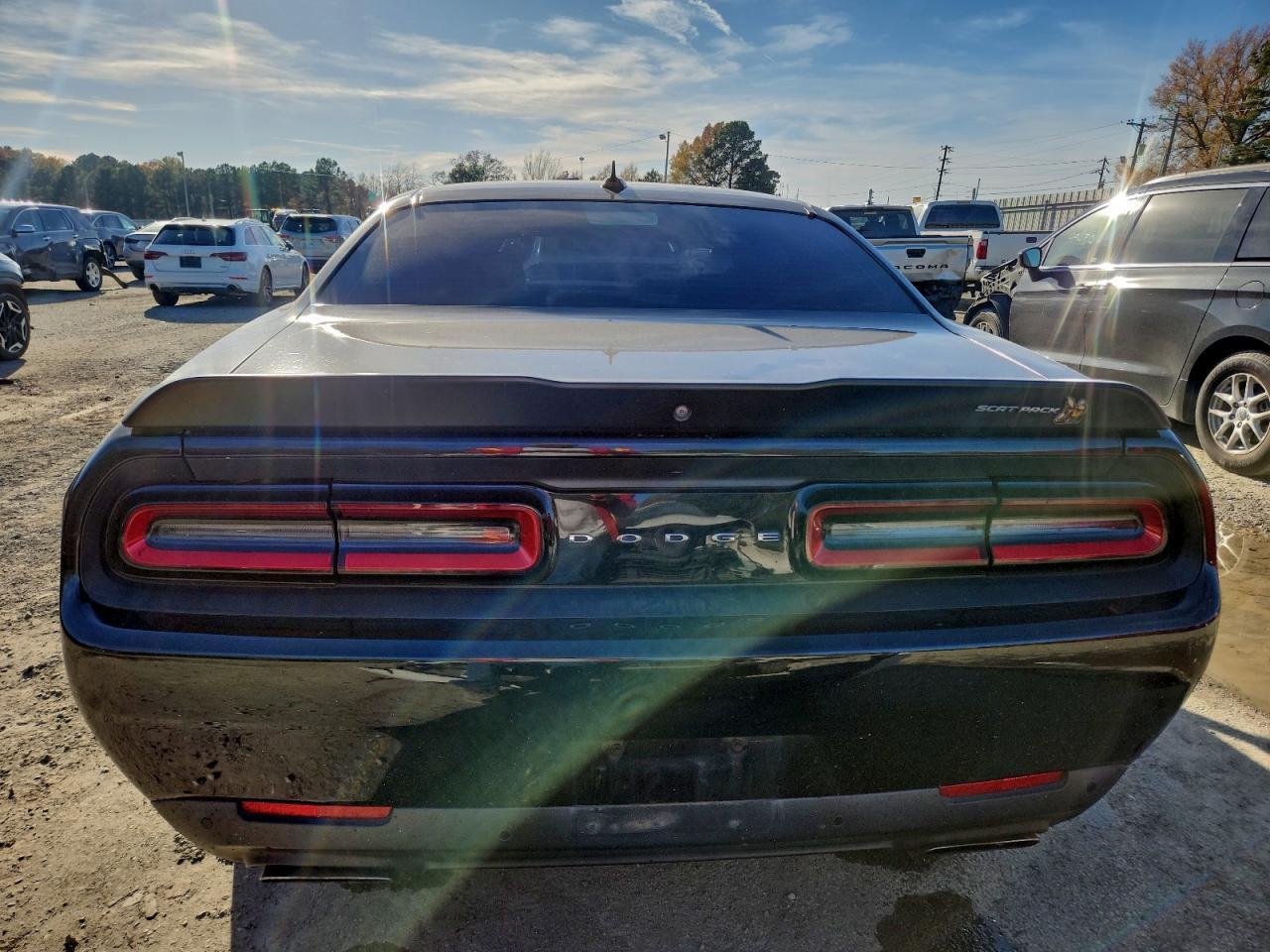 2018 Dodge Challenger - Фото 6