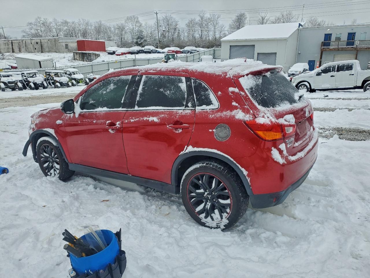 2017 Mitsubishi Outlander Sport Es - Image 2