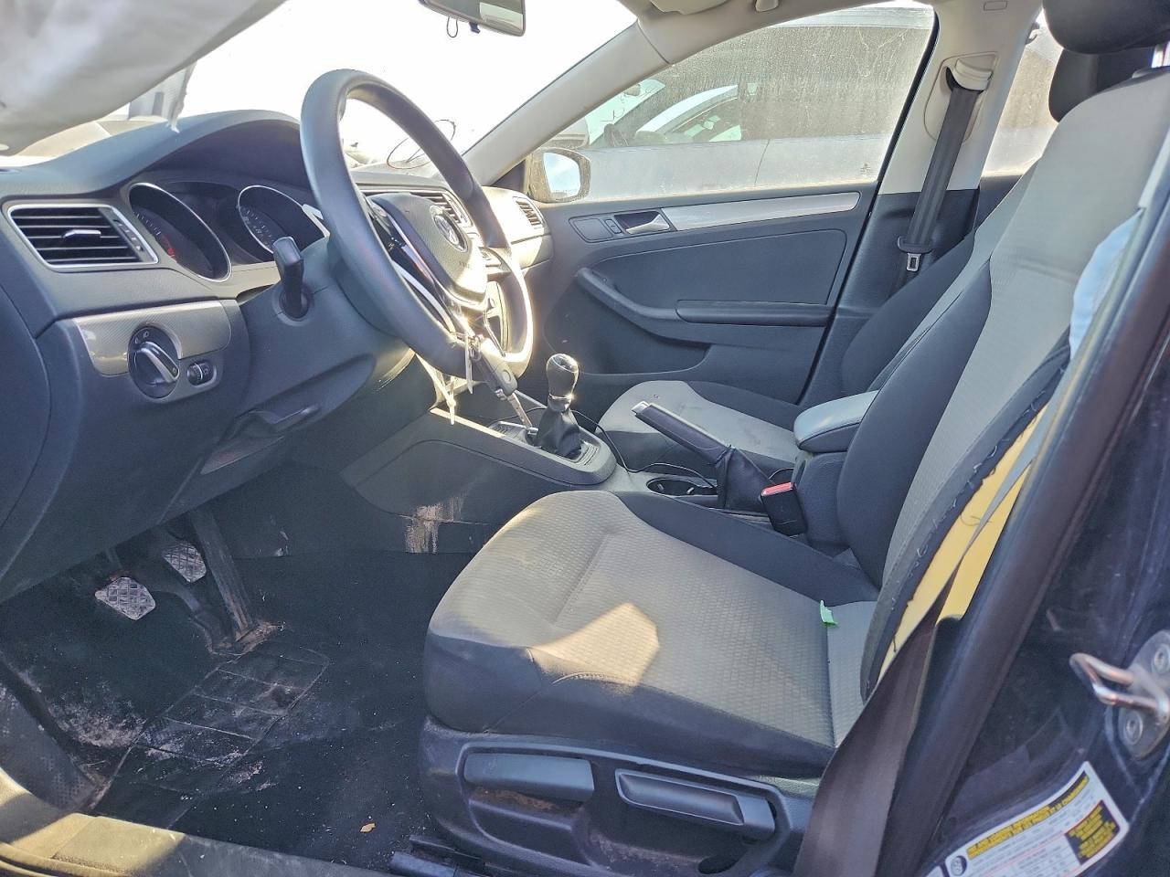 2017 Volkswagen Jetta - Image 7
