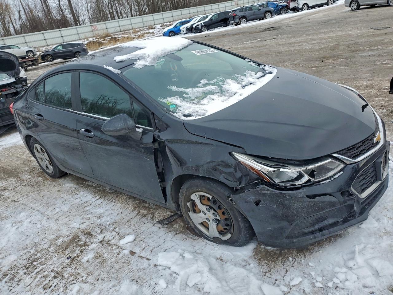 2018 Chevrolet Cruze Ls - Фото 4