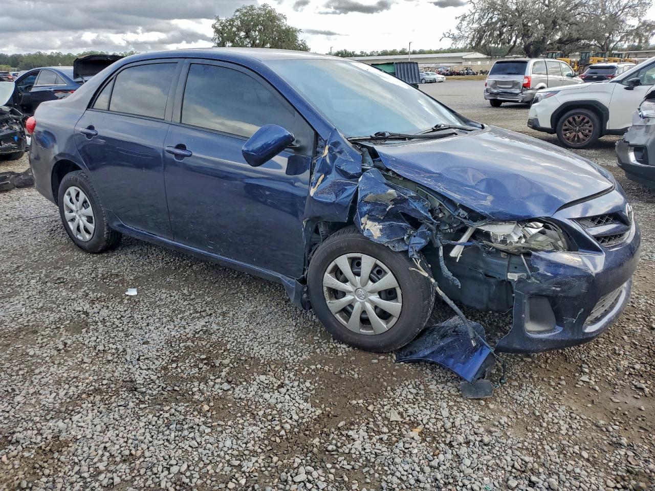 2011 Toyota Corolla Base - Фото 4