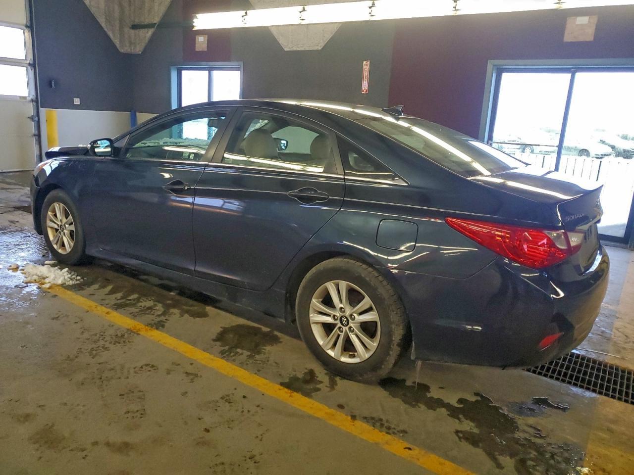 2014 Hyundai Sonata Gls - Фото 2