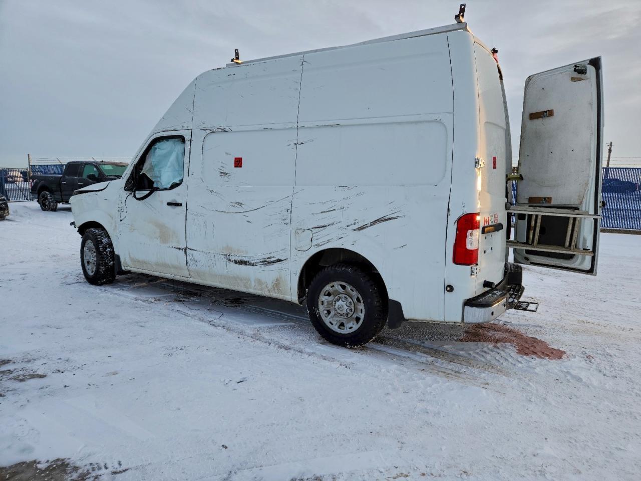 2013 Nissan Nv 2500 - Image 2