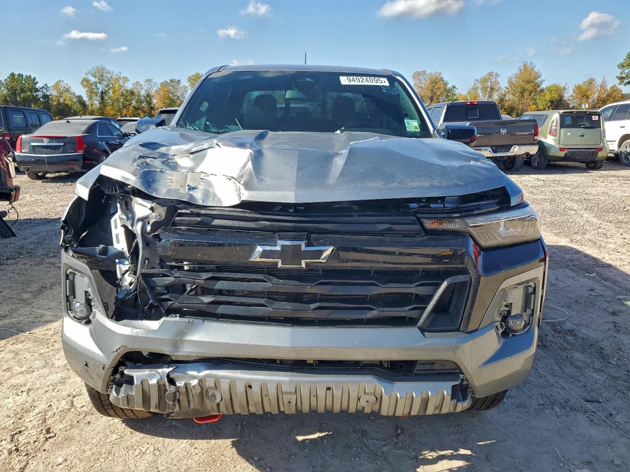 2024 Chevrolet Colorado Z71 - Фото 5