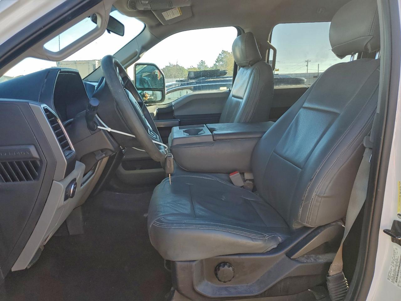 2019 Ford F250 Super Duty - Image 7