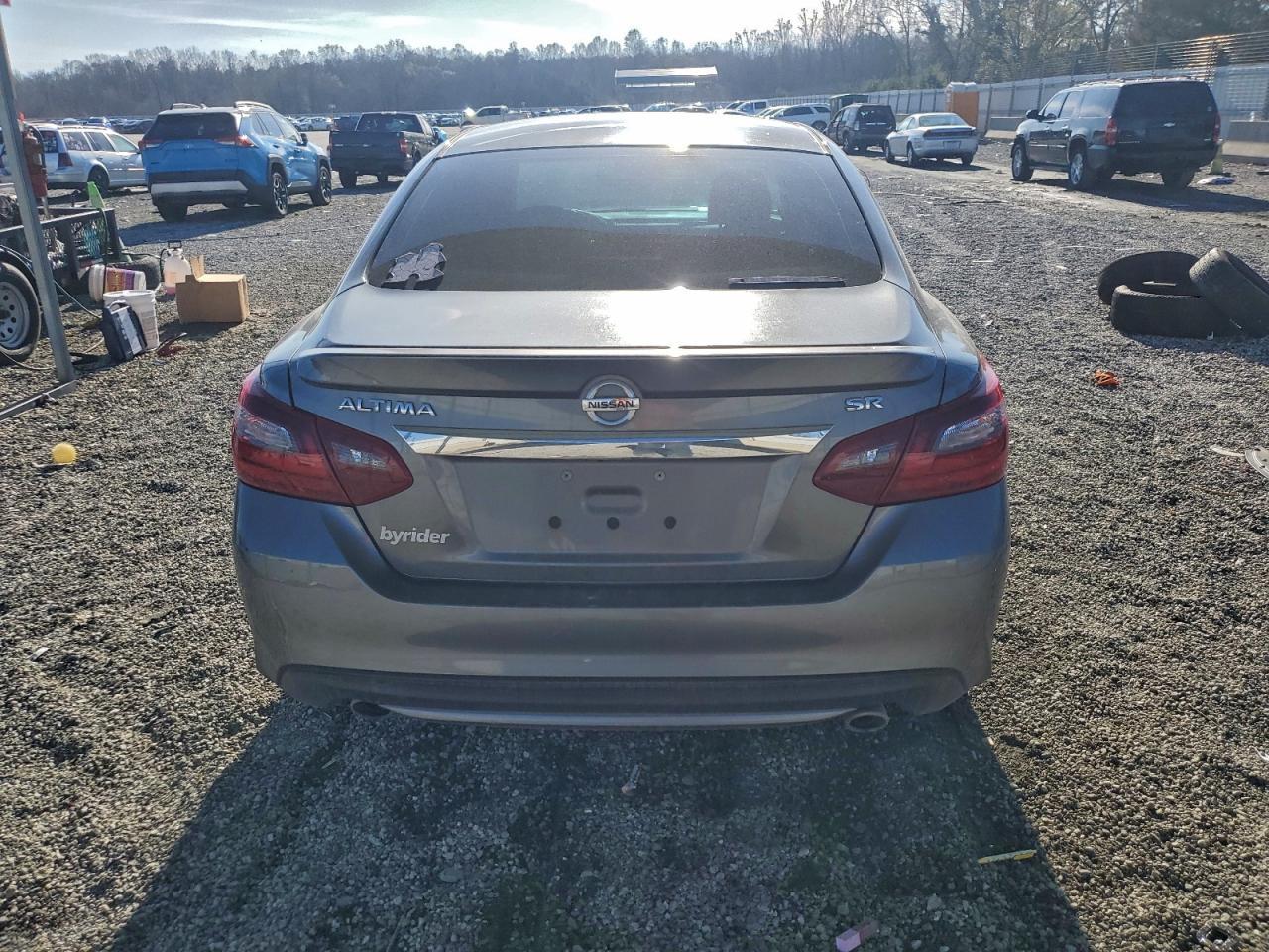 2017 Nissan Altima 2.5 Sr - Фото 6