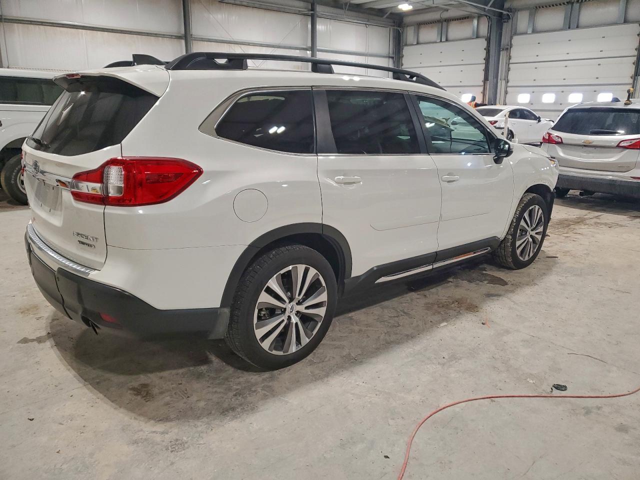 2021 Subaru Ascent Limited - Фото 3