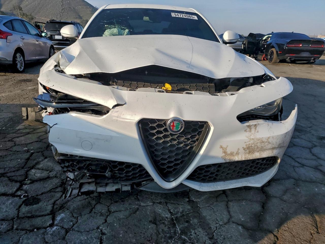 2022 Alfa Romeo Giulia - Фото 5