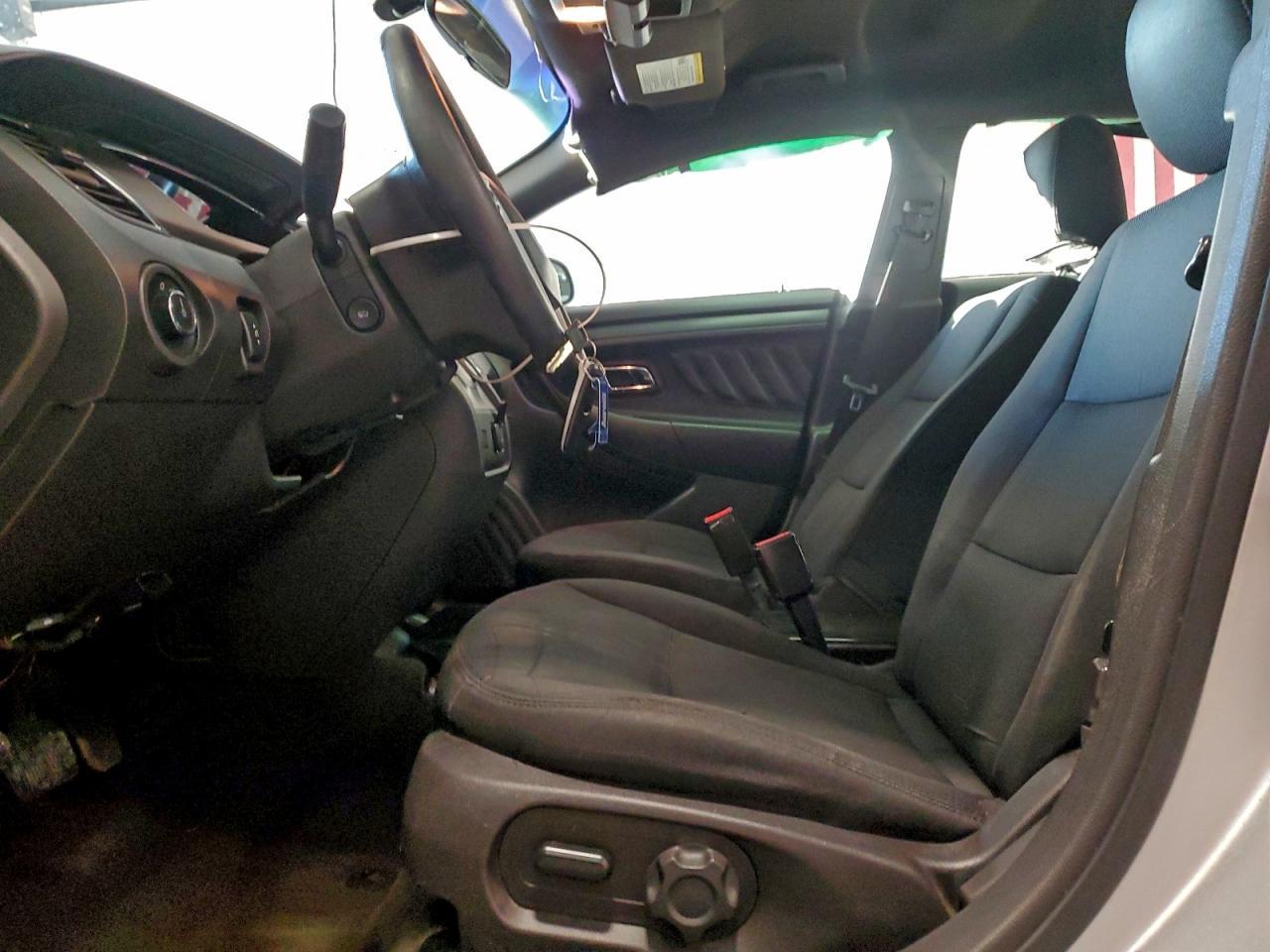 2015 Ford Taurus Police Interceptor - Image 7