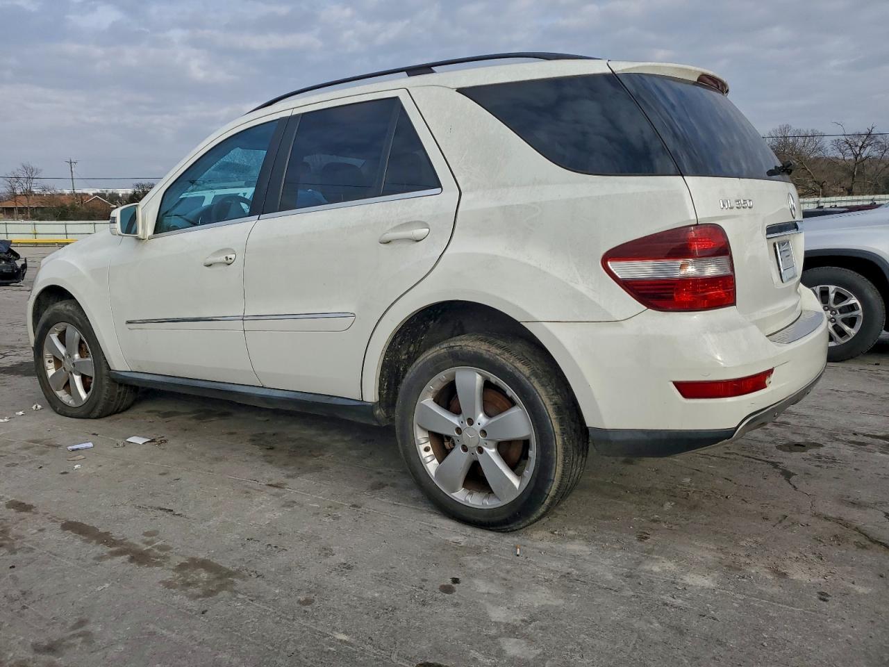 2011 Mercedes-Benz Ml 350 - Фото 2