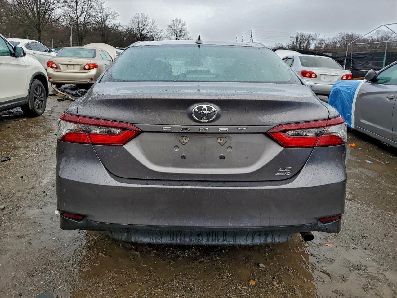 2023 Toyota Camry Le - Фото 6