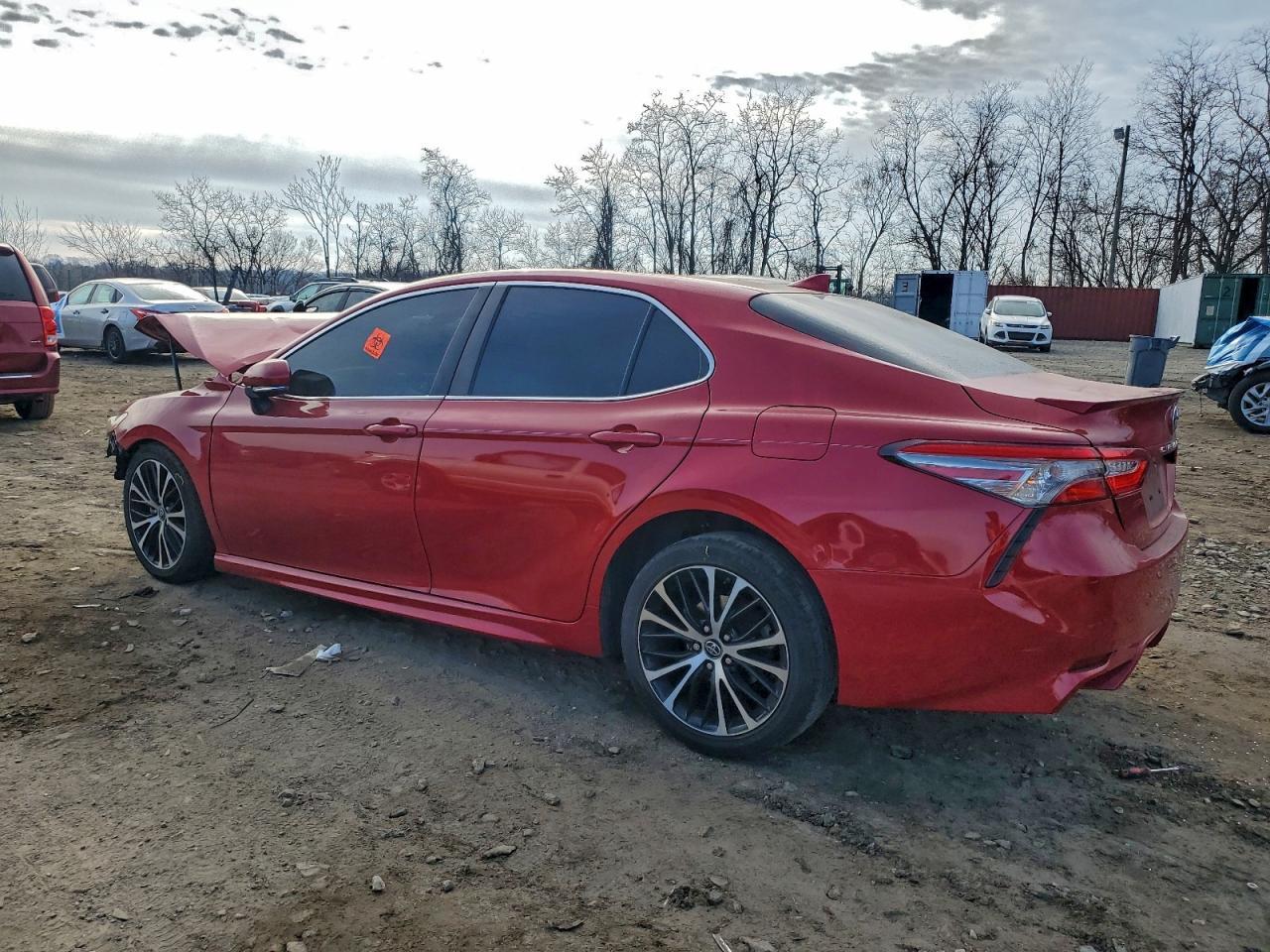 2019 Toyota Camry L - Фото 2