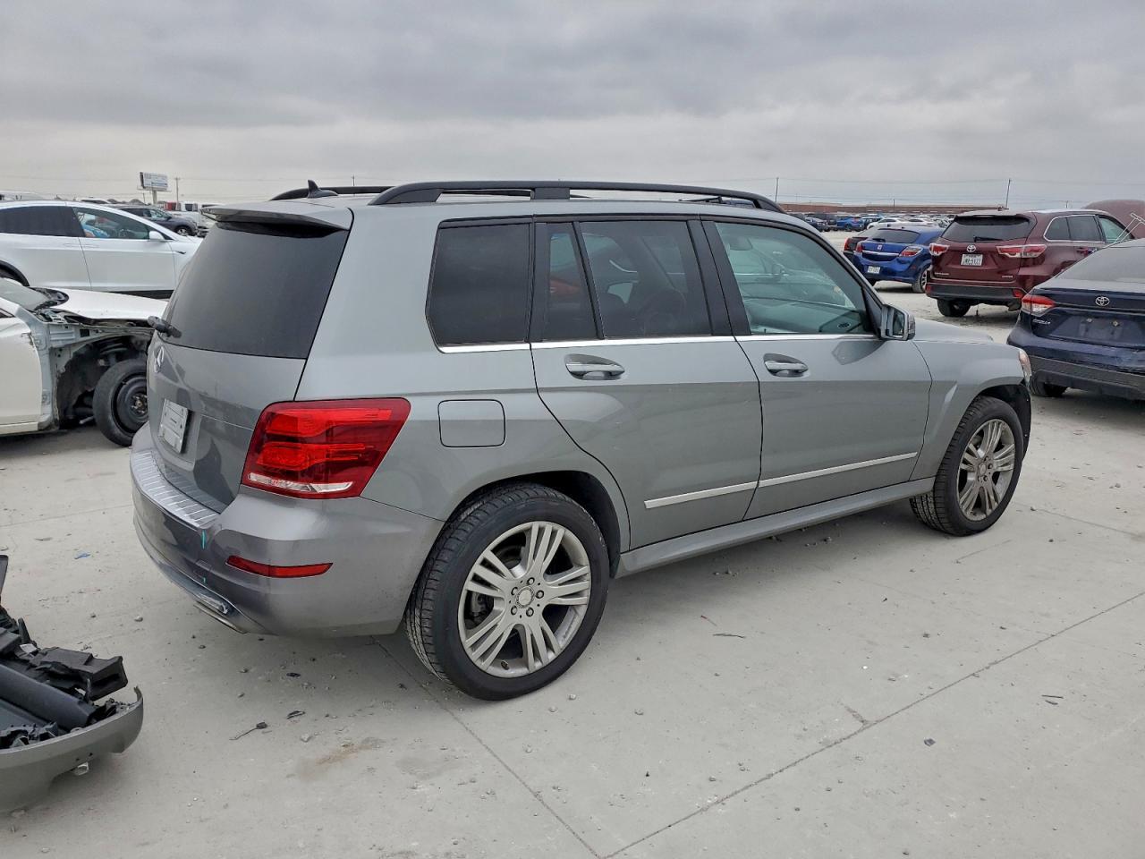 2015 Mercedes-Benz Glk 350 - Image 3