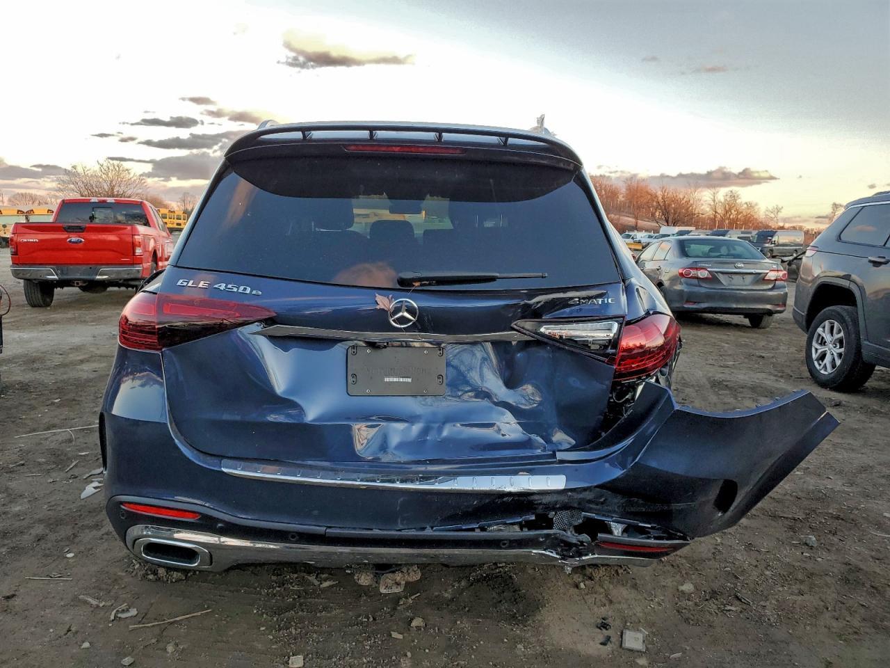 2025 Mercedes-Benz Gle 450E 4Matic - Фото 6