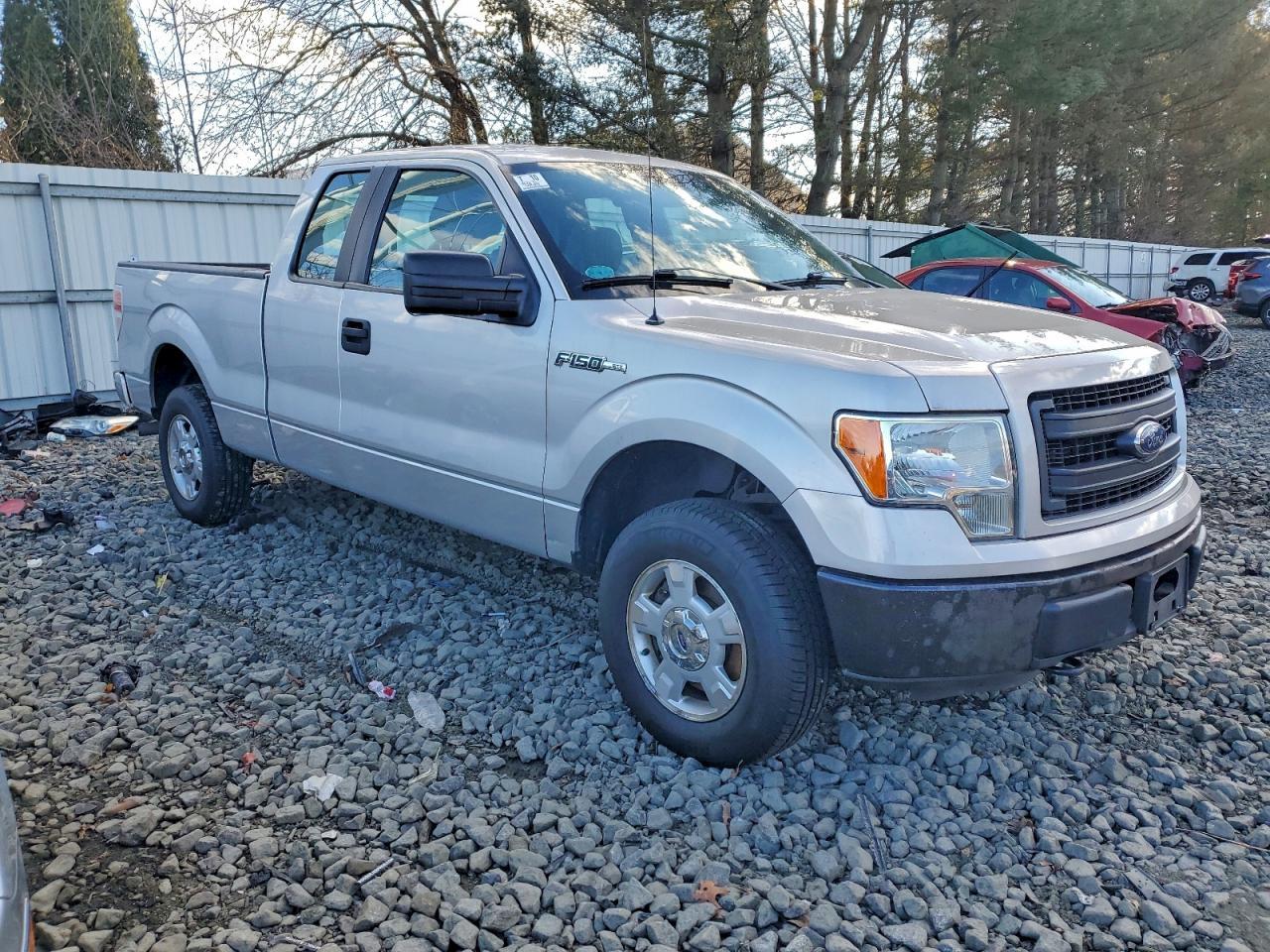 2014 Ford F150 Super Cab - Image 4