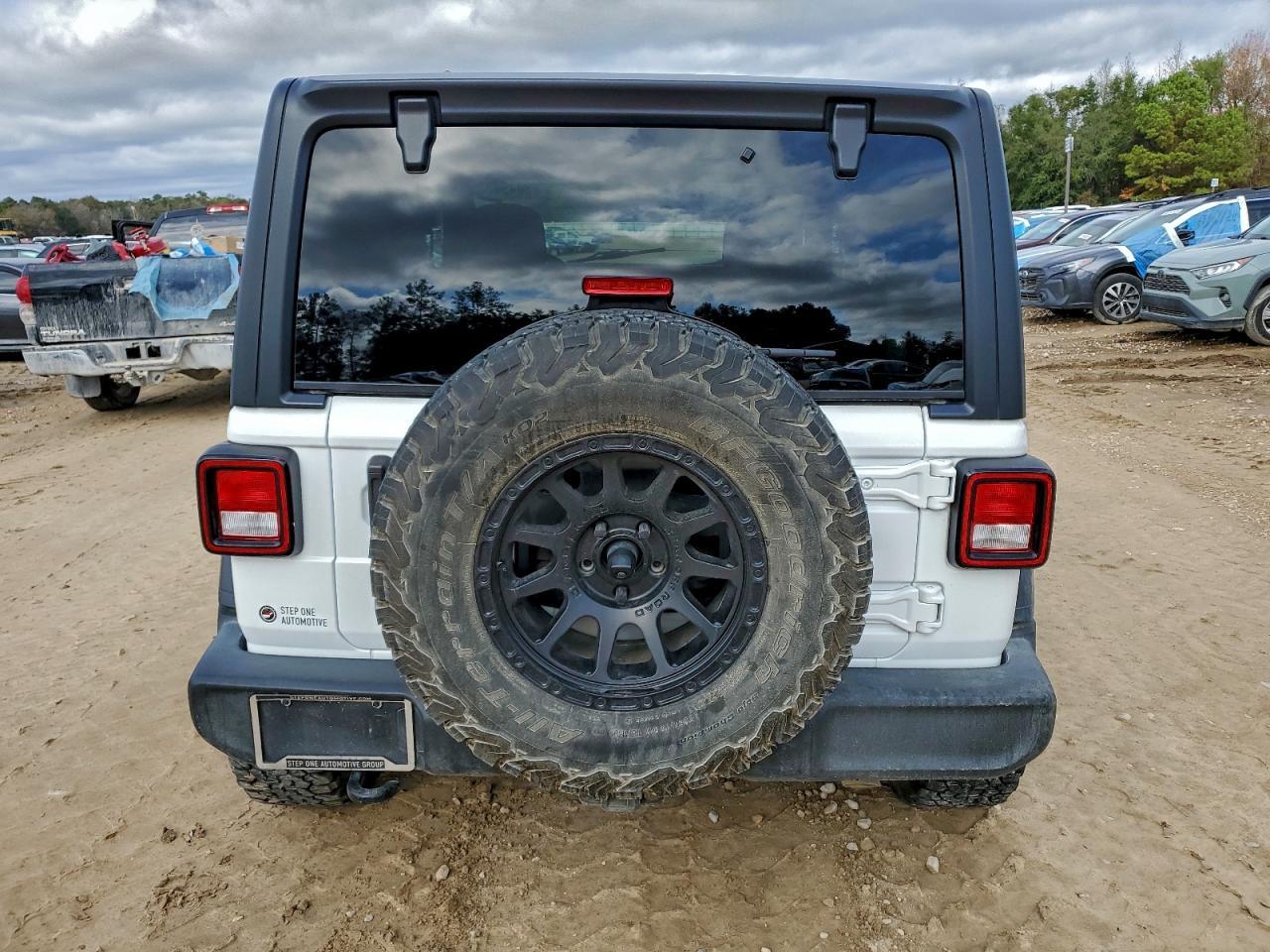 2023 Jeep Wrangler Sport - Фото 6
