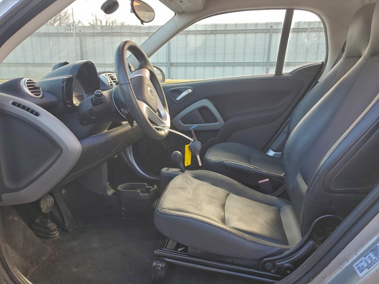 2013 Smart Fortwo Pure - Image 7