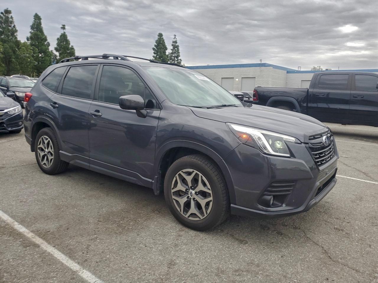 2023 Subaru Forester Premium - Image 4