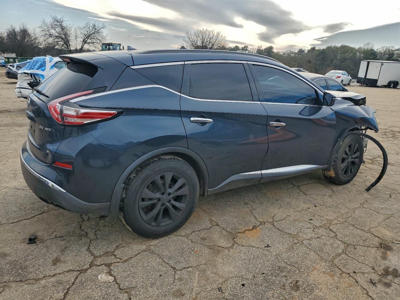 2015 Nissan Murano S - Фото 3