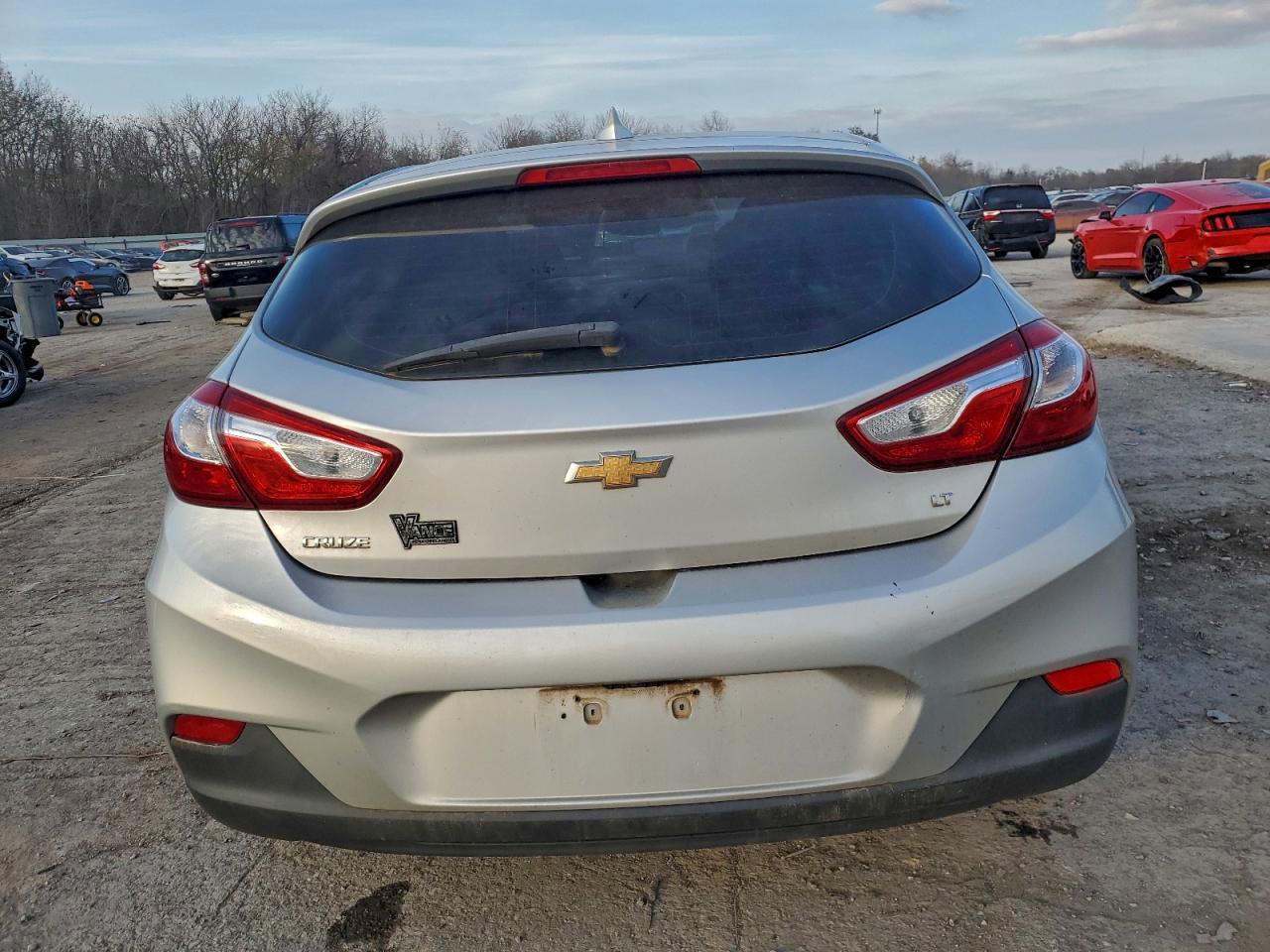 2017 Chevrolet Cruze Lt - Image 6