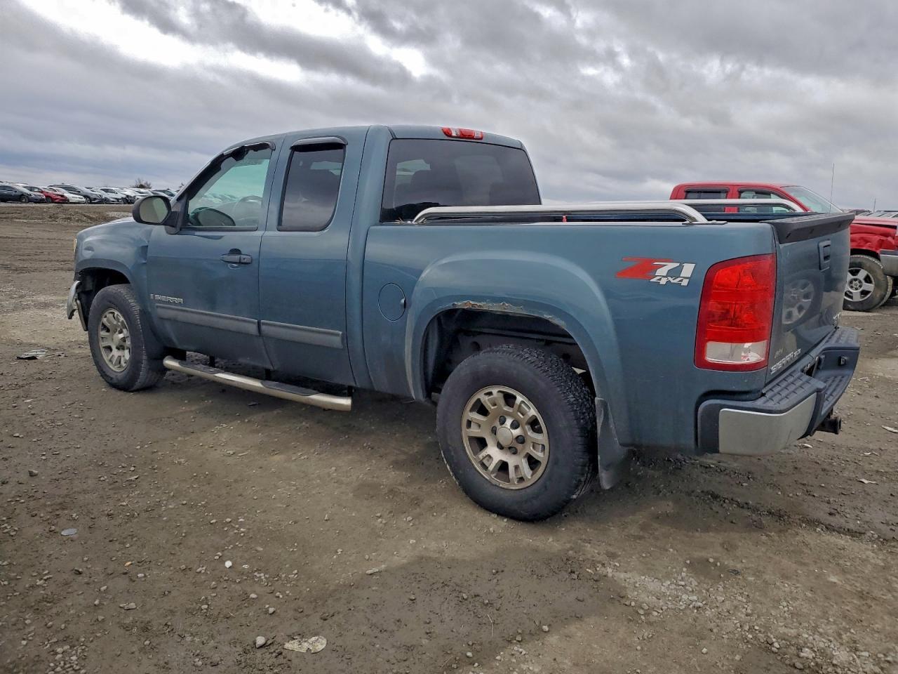2008 GMC Sierra K1500 - Image 2