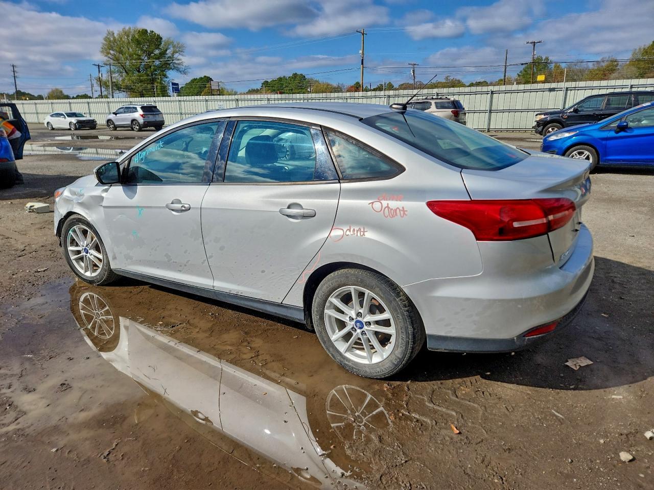 2015 Ford Focus Se - Фото 2