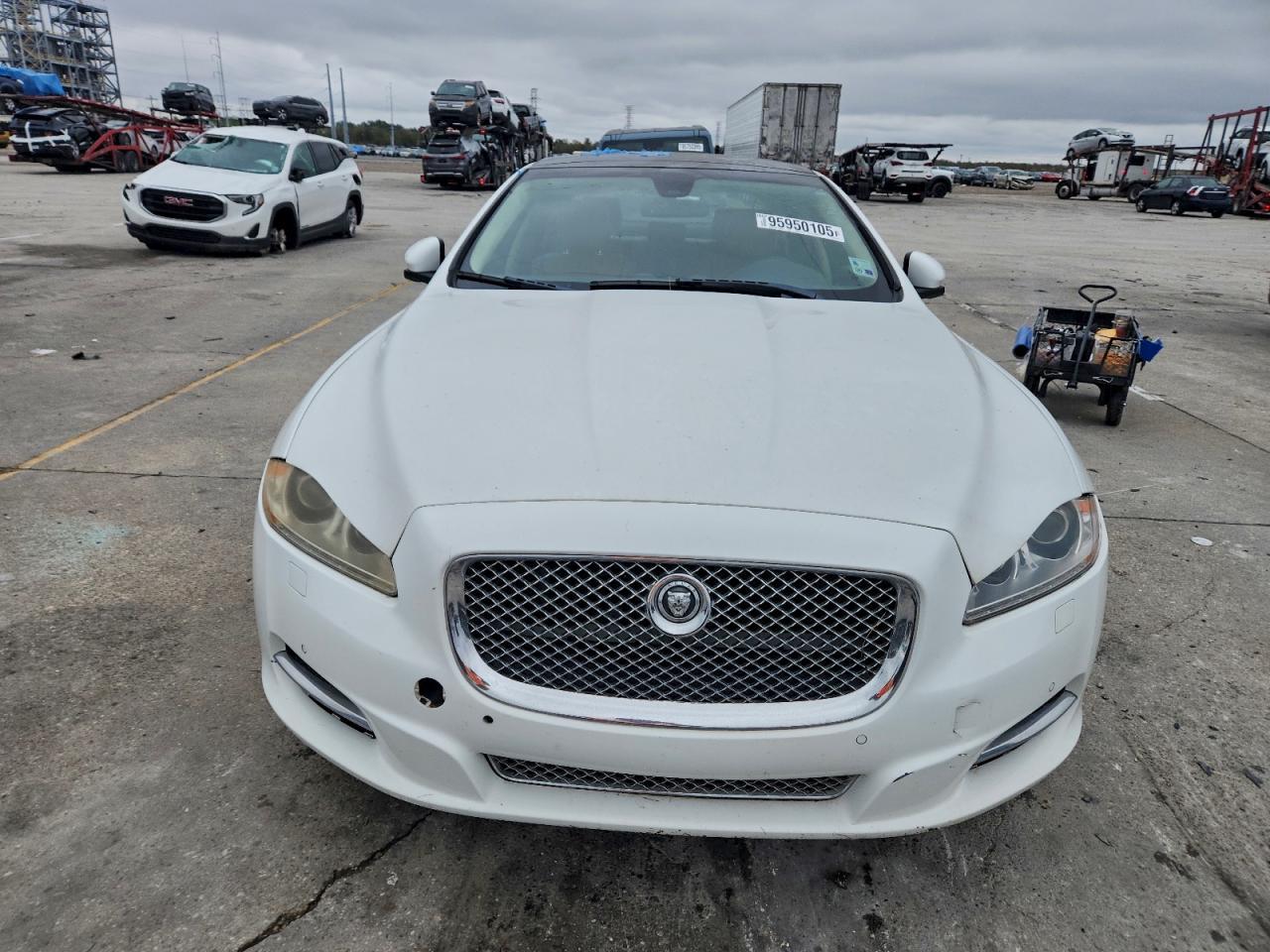 2012 Jaguar Xj - Фото 5