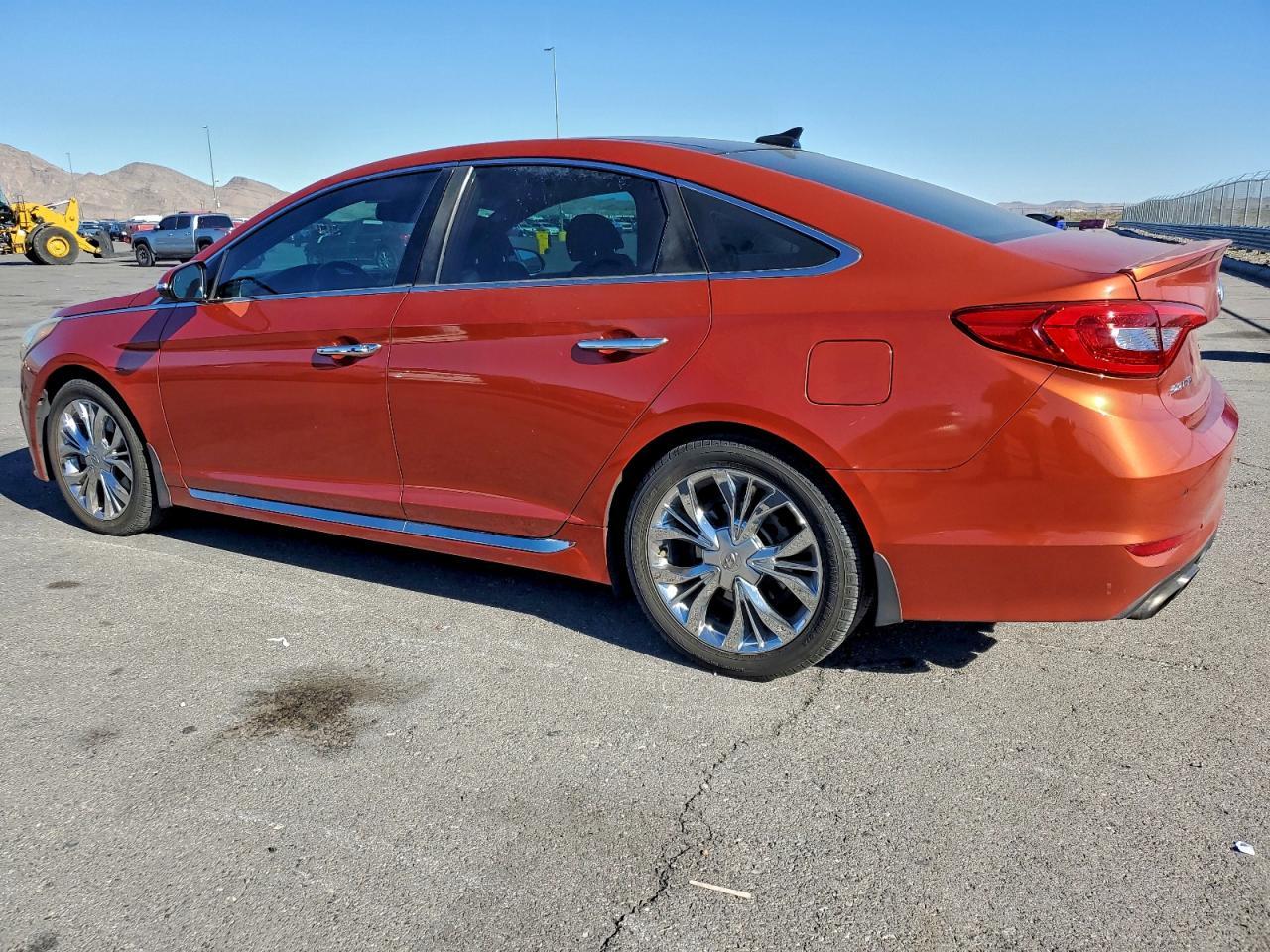 2015 Hyundai Sonata Sport - Фото 2