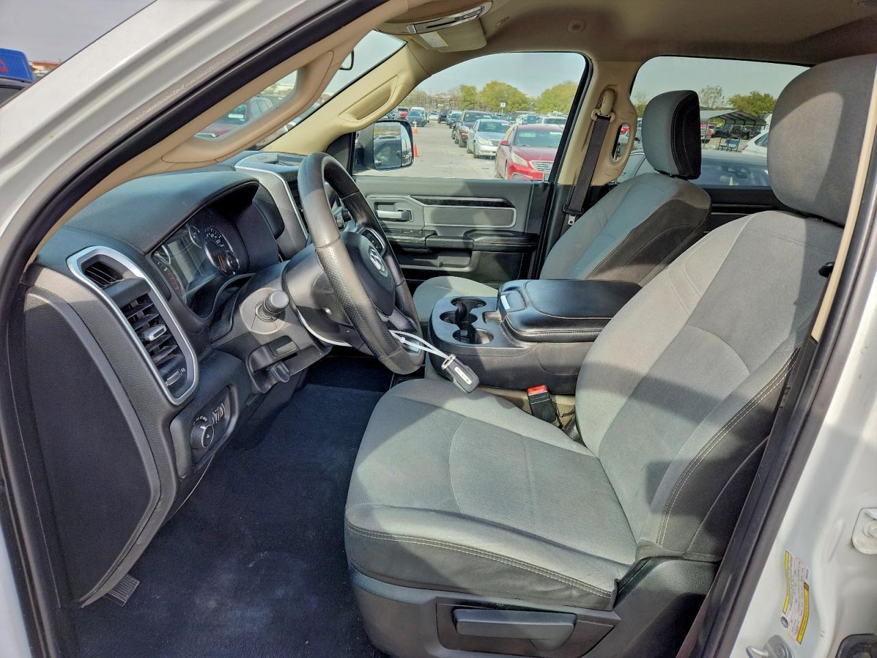 2019 Ram 3500 Big Horn - Фото 7