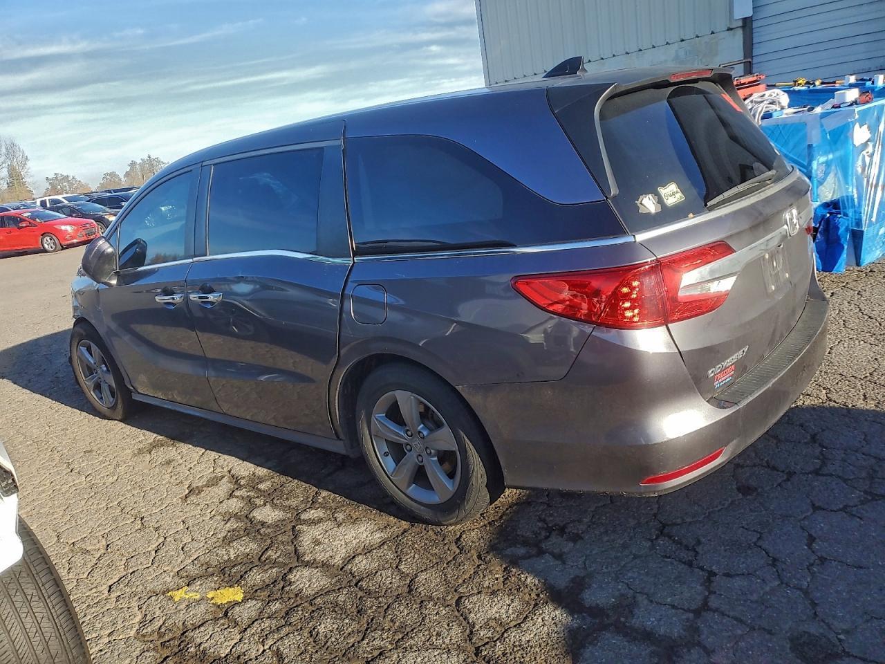 2020 Honda Odyssey Ex - Фото 2