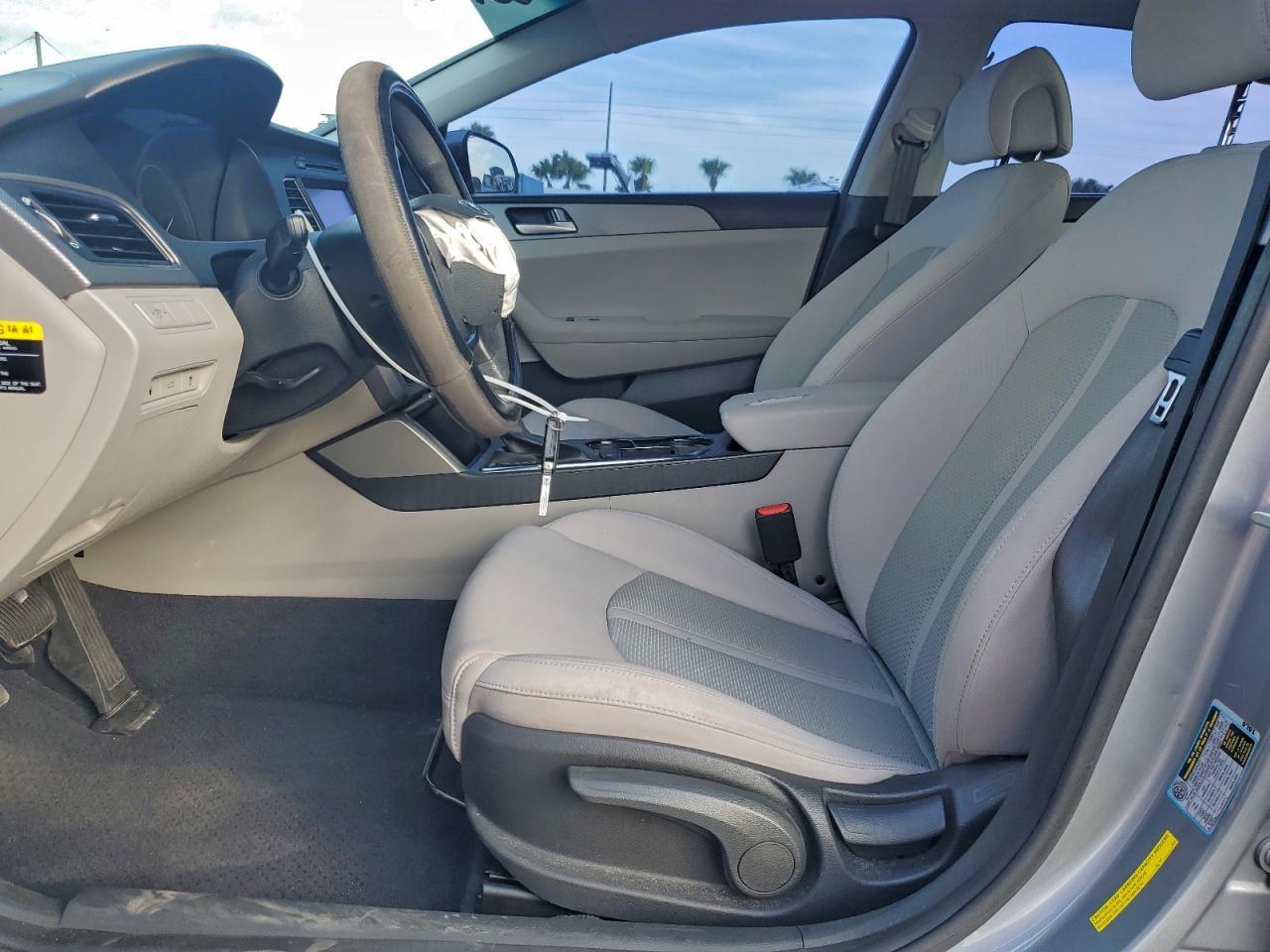 2017 Hyundai Sonata Se - Image 7