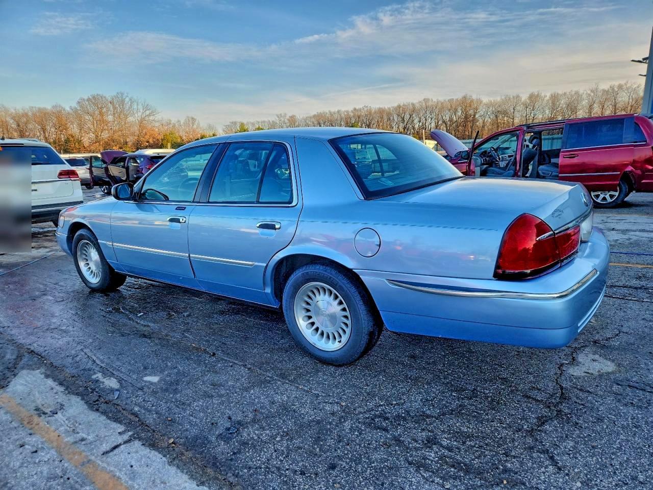 2000 Mercury Grand Marquis Ls - Image 2