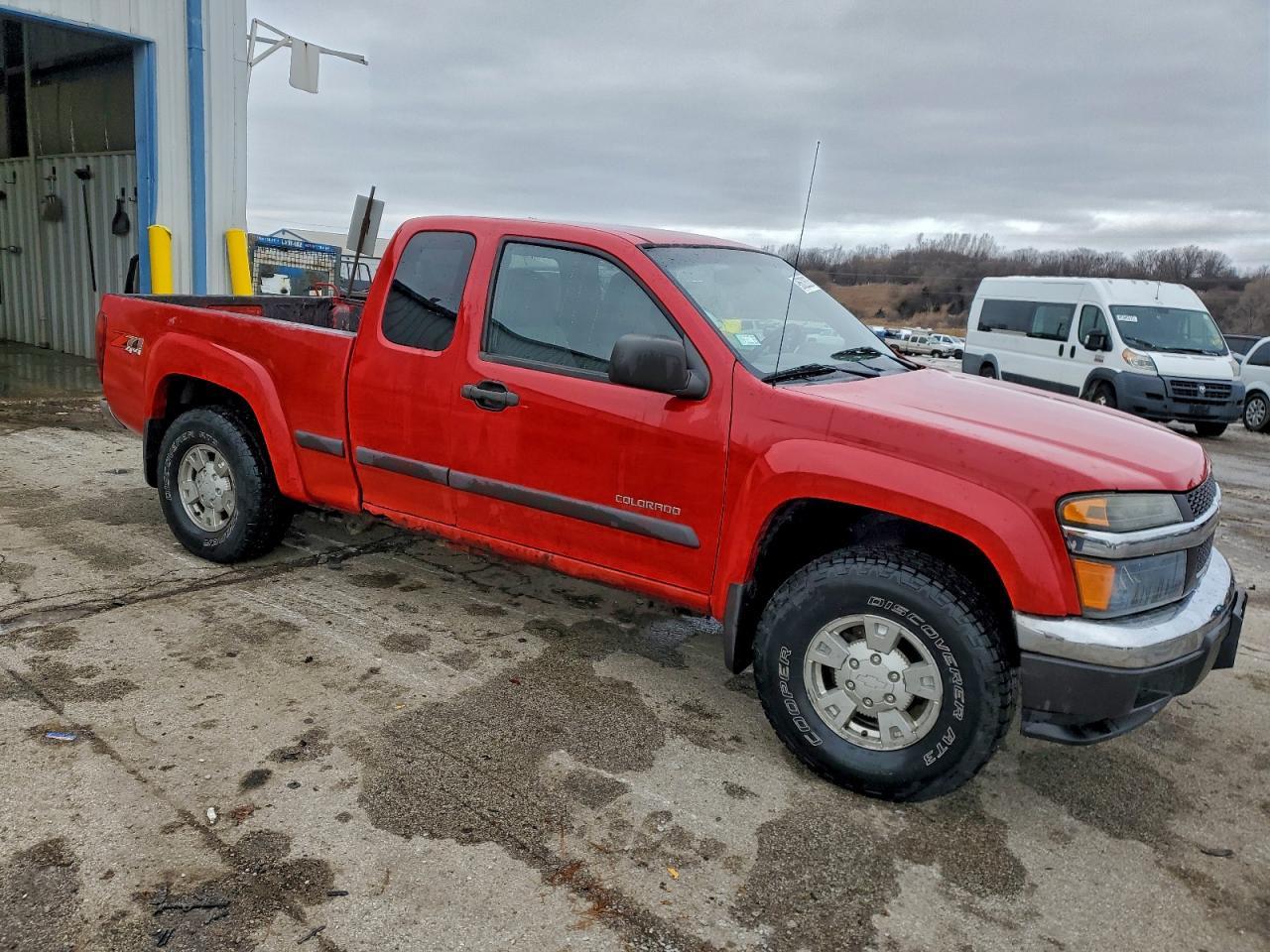 2004 Chevrolet Colorado - Фото 4