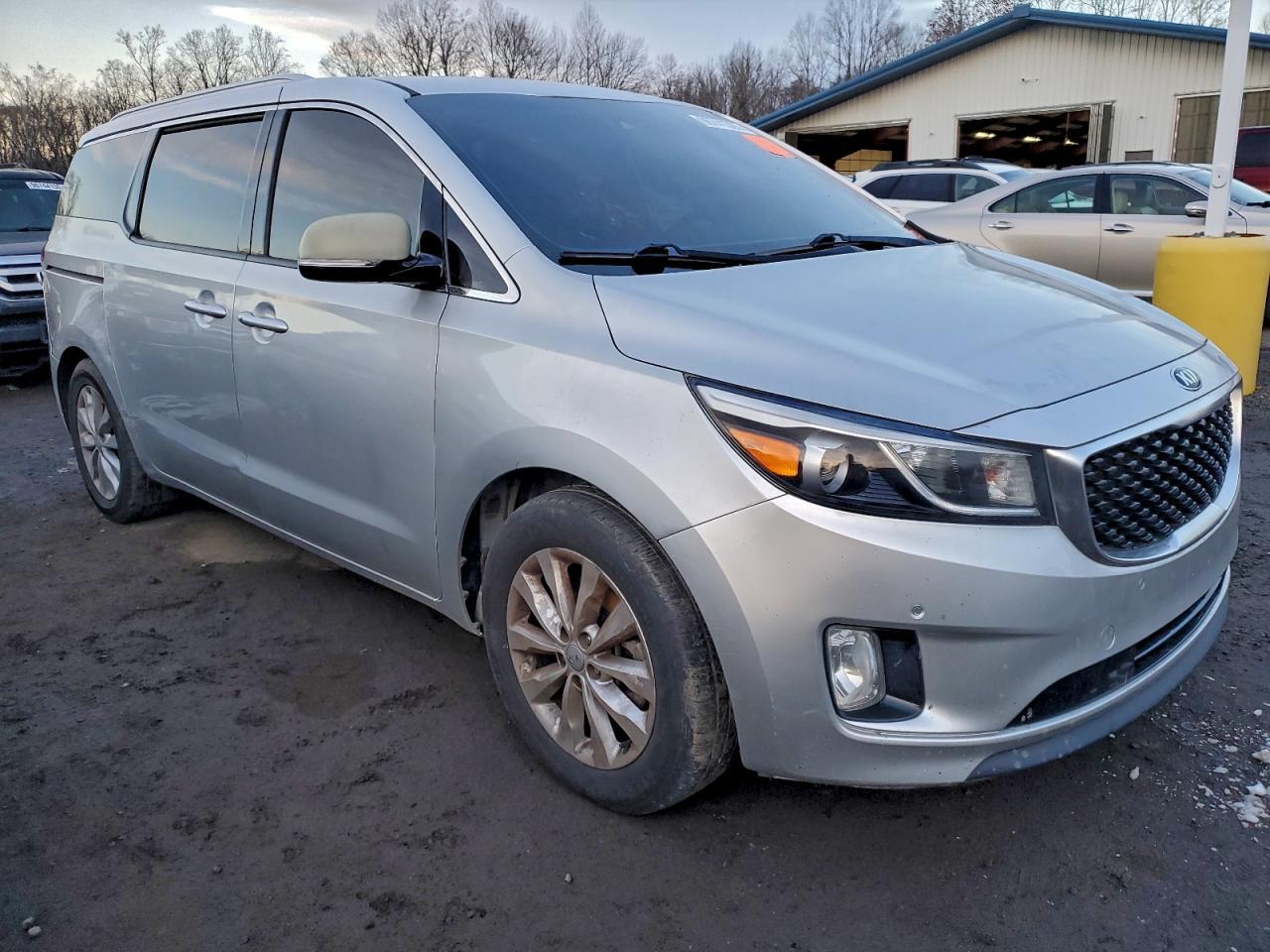 2017 Kia Sedona Ex - Image 4
