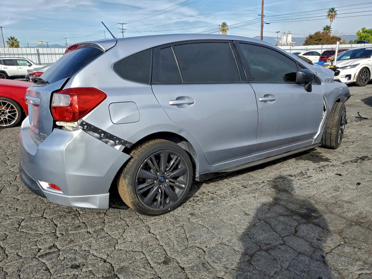2015 Subaru Impreza - Фото 3