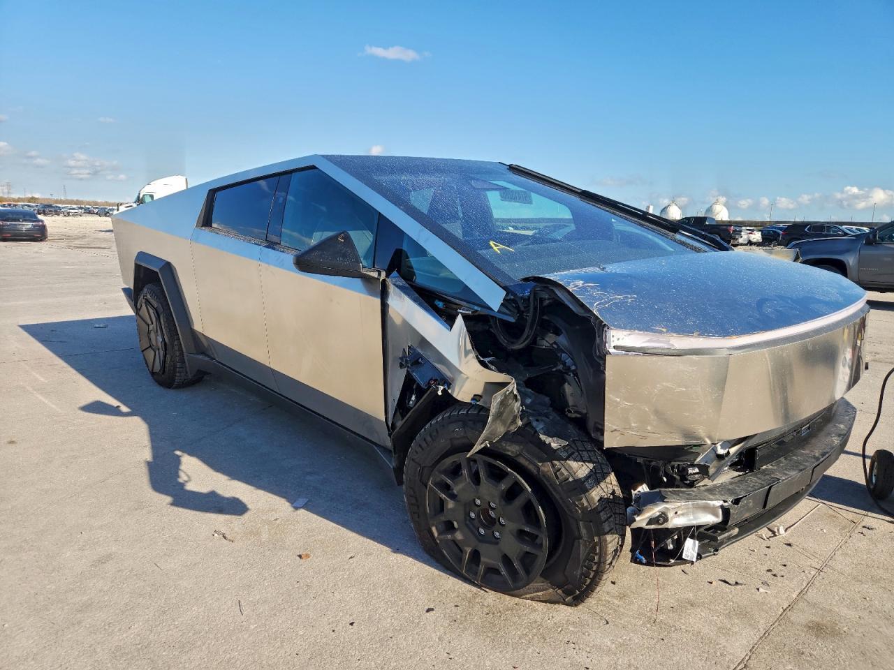 2024 Tesla Cybertruck - Фото 4