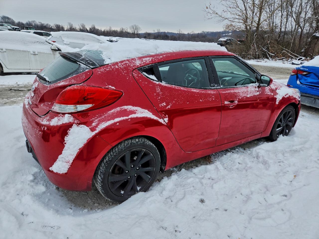 2016 Hyundai Veloster - Image 3