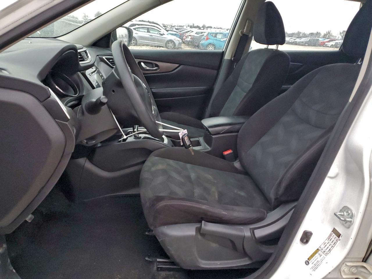 2014 Nissan Rogue S - Image 7