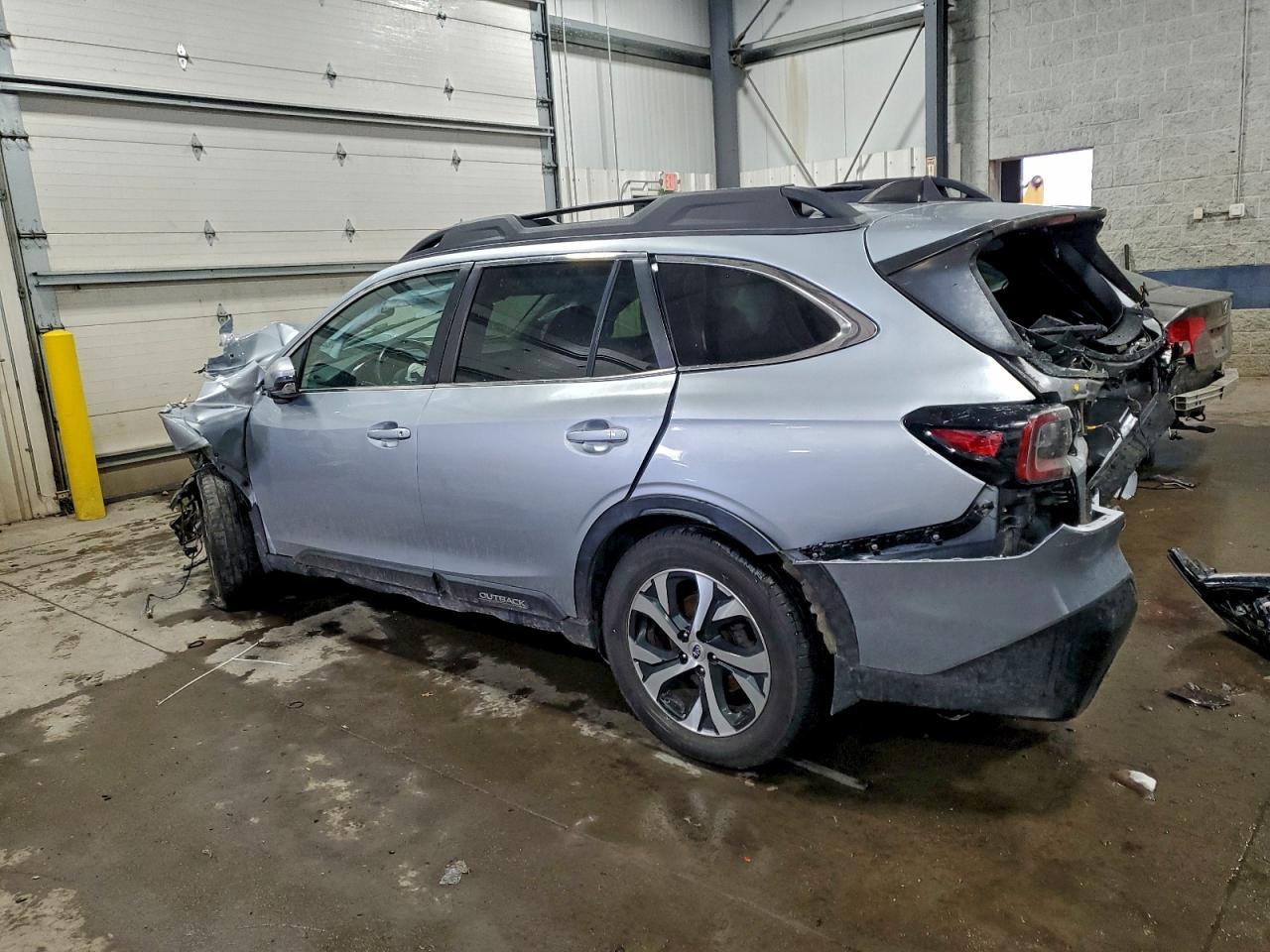 2021 Subaru Outback Limited Xt - Image 2