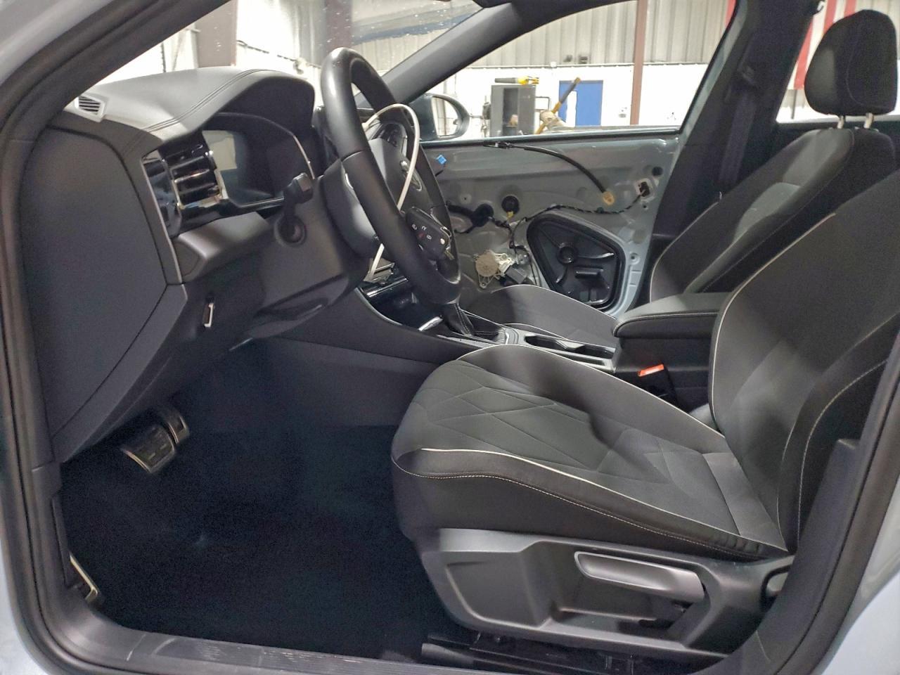 2025 Volkswagen Jetta Sport - Фото 7