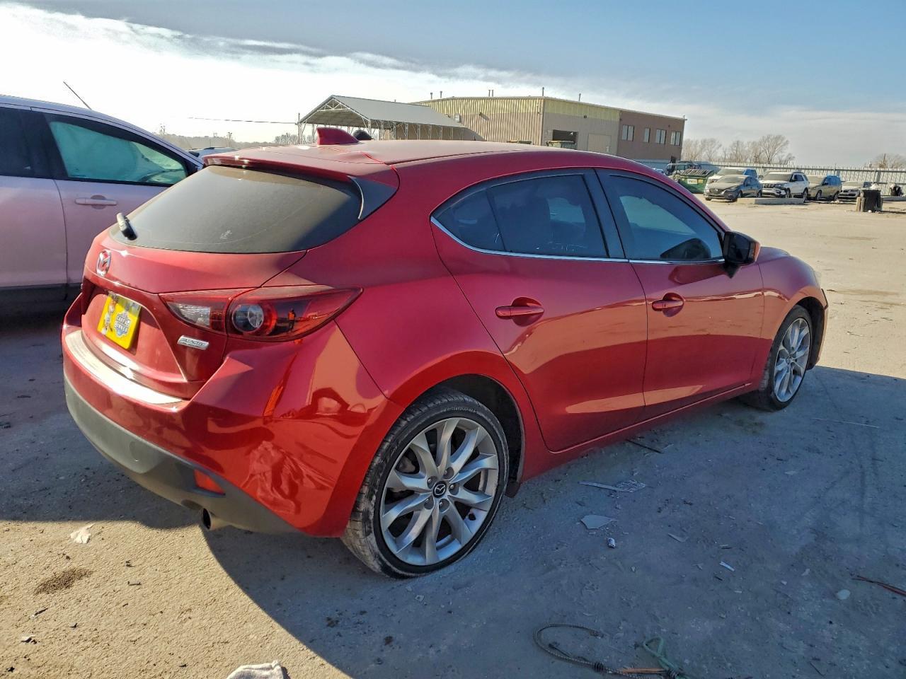 2014 Mazda 3 Grand Touring - Image 3