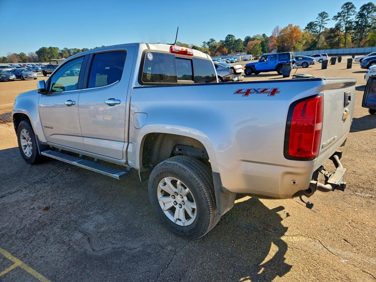 2017 Chevrolet Colorado Lt - Image 2