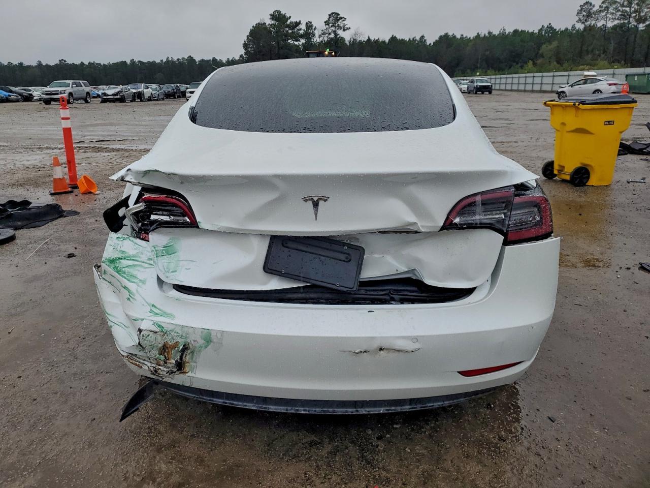 2020 Tesla Model 3 - Фото 6